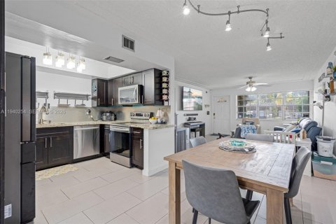 Villa ou maison à vendre à Homestead, Floride: 3 chambres, 103.12 m2 № 1997610 - photo 13