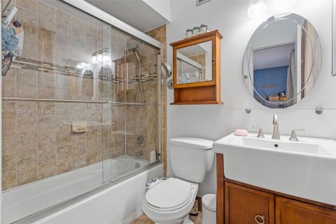 Villa ou maison à vendre à Homestead, Floride: 3 chambres, 103.12 m2 № 1997610 - photo 20