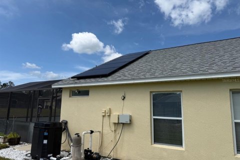 House in Davenport, Florida 4 bedrooms, 176.98 sq.m. № 2429398 - photo 17