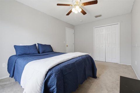 Townhouse in Brandon, Florida 2 bedrooms, 109.44 sq.m. № 2157880 - photo 14