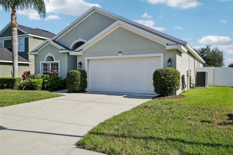 Casa en venta en Bradenton, Florida, 3 dormitorios, 186.27 m2 № 2209753 - foto 4