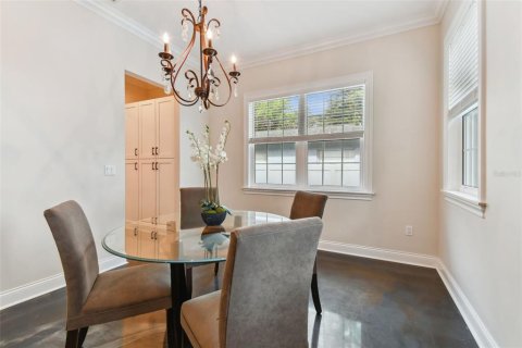 Villa ou maison à vendre à Saint Petersburg, Floride: 4 chambres, 221.57 m2 № 1849826 - photo 4