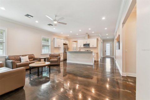 Villa ou maison à vendre à Saint Petersburg, Floride: 4 chambres, 221.57 m2 № 1849826 - photo 17