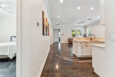 Villa ou maison à vendre à Saint Petersburg, Floride: 4 chambres, 221.57 m2 № 1849826 - photo 7
