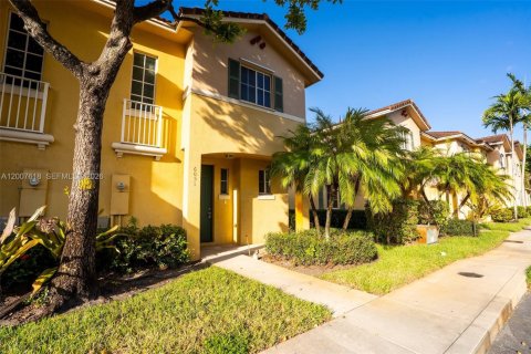 Touwnhouse à louer à North Lauderdale, Floride: 2 chambres, 107.86 m2 № 2178340 - photo 26