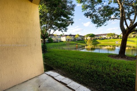 Touwnhouse à louer à North Lauderdale, Floride: 2 chambres, 107.86 m2 № 2178340 - photo 28
