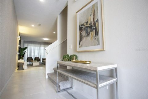 Touwnhouse à vendre à Kissimmee, Floride: 5 chambres, 213.12 m2 № 2123219 - photo 15