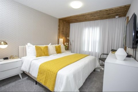 Touwnhouse à vendre à Kissimmee, Floride: 5 chambres, 213.12 m2 № 2123219 - photo 18