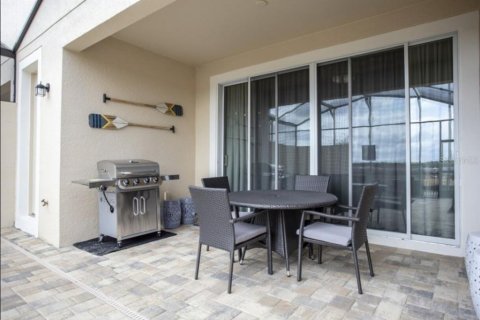 Touwnhouse à vendre à Kissimmee, Floride: 5 chambres, 213.12 m2 № 2123219 - photo 30
