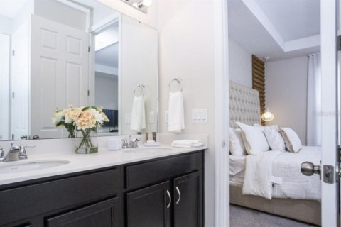 Touwnhouse à vendre à Kissimmee, Floride: 5 chambres, 213.12 m2 № 2123219 - photo 22