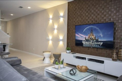 Touwnhouse à vendre à Kissimmee, Floride: 5 chambres, 213.12 m2 № 2123219 - photo 6