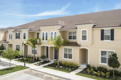 Touwnhouse à SOLARA RESORT à Kissimmee, Floride 5 chambres, 213.12 m2 № 2123219