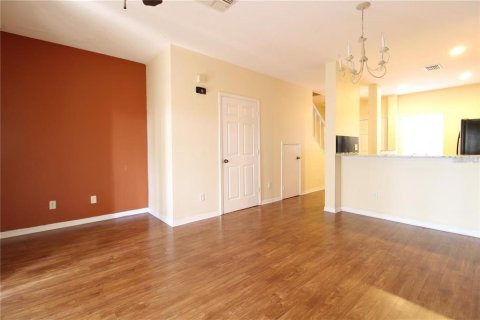 Townhouse in Orlando, Florida 2 bedrooms, 91.69 sq.m. № 1523482 - photo 10