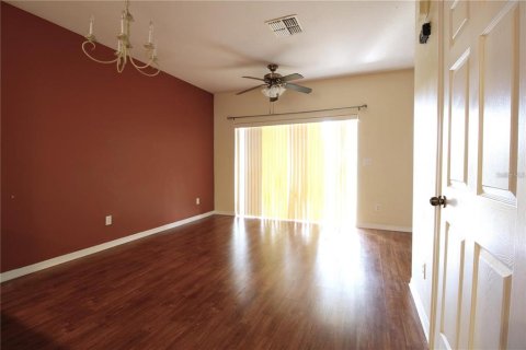 Townhouse in Orlando, Florida 2 bedrooms, 91.69 sq.m. № 1523482 - photo 8