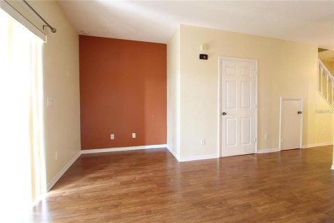 Townhouse in Orlando, Florida 2 bedrooms, 91.69 sq.m. № 1523482 - photo 11