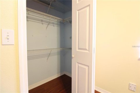 Townhouse in Orlando, Florida 2 bedrooms, 91.69 sq.m. № 1523482 - photo 17