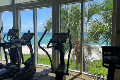 Copropriété à vendre à Sunny Isles Beach, Floride: 2 chambres, 133.31 m2 № 1890288 - photo 10