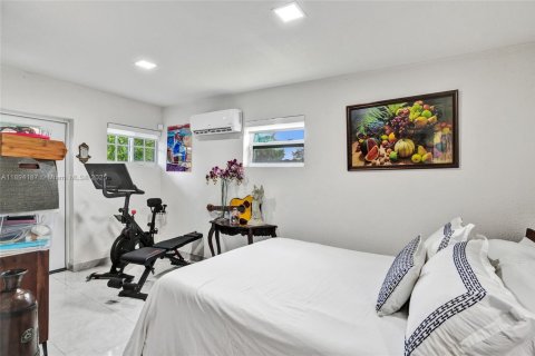 Casa en venta en Miami, Florida, 4 dormitorios, 160.54 m2 № 1945905 - foto 23
