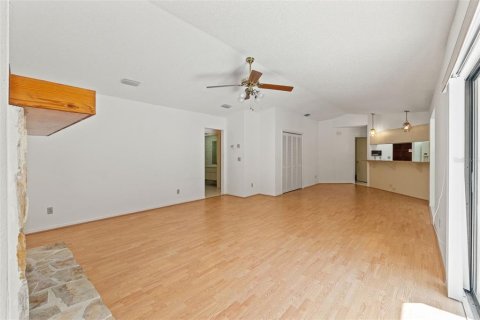 House in Spring Hill, Florida 4 bedrooms, 264.4 sq.m. № 1649872 - photo 23
