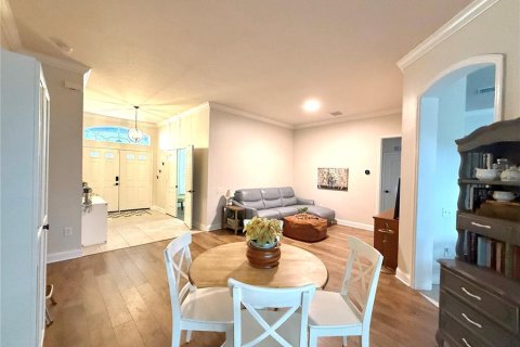 Villa ou maison à louer à Land O' Lakes, Floride: 4 chambres, 281.77 m2 № 2411484 - photo 9