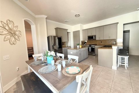 Villa ou maison à louer à Land O' Lakes, Floride: 4 chambres, 281.77 m2 № 2411484 - photo 20