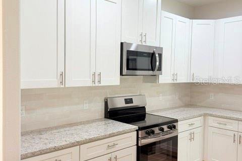 Apartment in Palm Coast, Florida 3 bedrooms, 110.27 sq.m. № 2224429 - photo 18