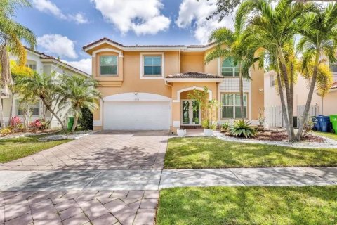 Villa ou maison à Sunrise, Floride 5 chambres, 240.25 m2 № 2418281
