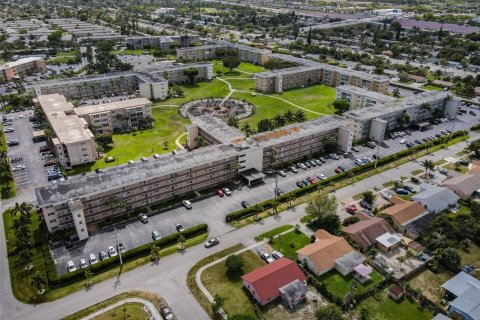 Condominio en venta en Boynton Beach, Florida, 1 dormitorio, 70.42 m2 № 1959952 - foto 20