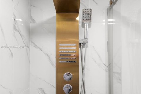 Condominio en venta en Boynton Beach, Florida, 1 dormitorio, 70.42 m2 № 1959952 - foto 13