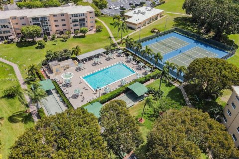 Condominio en venta en Boynton Beach, Florida, 1 dormitorio, 70.42 m2 № 1959952 - foto 14
