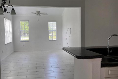 Copropriété à louer à Vero Beach, Floride: 4 chambres, 157.93 m2 № 2192088 - photo 9