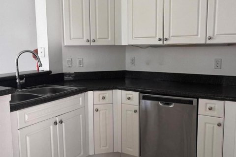 Copropriété à louer à Vero Beach, Floride: 4 chambres, 157.93 m2 № 2192088 - photo 8