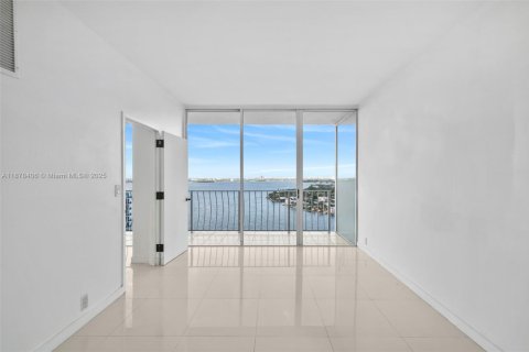 Copropriété à vendre à North Bay Village, Floride: 2 chambres, 95.69 m2 № 1948252 - photo 14