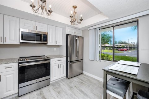 Copropriété à louer à Oldsmar, Floride: 2 chambres, 101.64 m2 № 1723123 - photo 8