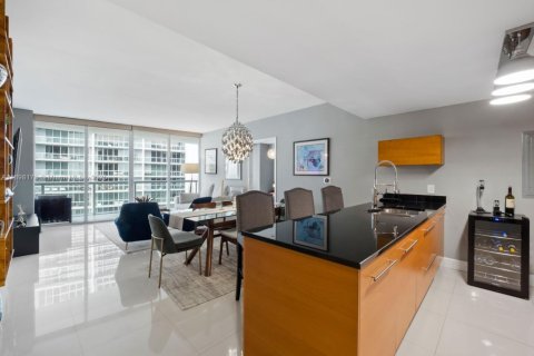 Copropriété à vendre à Miami, Floride: 2 chambres, 108.42 m2 № 1956021 - photo 3