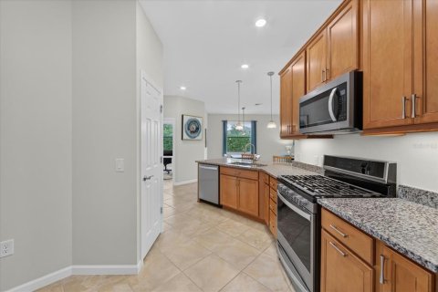 House in Bradenton, Florida 2 bedrooms, 147.16 sq.m. № 2219235 - photo 13