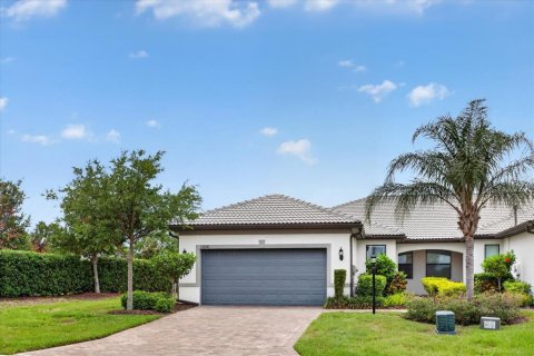 House in Bradenton, Florida 2 bedrooms, 147.16 sq.m. № 2219235 - photo 2