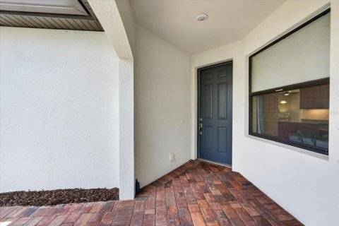 House in Bradenton, Florida 2 bedrooms, 147.16 sq.m. № 2219235 - photo 8