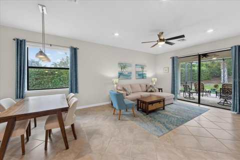 House in Bradenton, Florida 2 bedrooms, 147.16 sq.m. № 2219235 - photo 21
