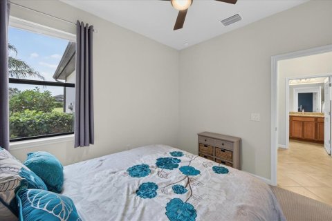 House in Bradenton, Florida 2 bedrooms, 147.16 sq.m. № 2219235 - photo 26