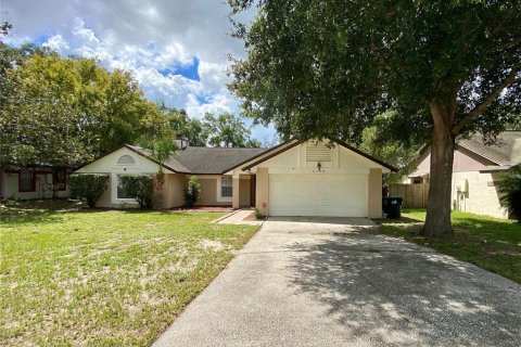 House in Orlando, Florida 3 bedrooms, 163.14 sq.m. № 2369588