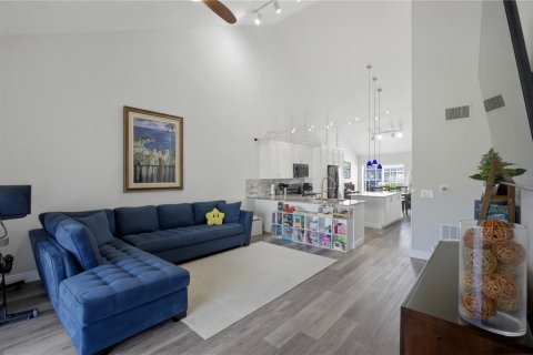 Touwnhouse à vendre à Palm Harbor, Floride: 3 chambres, 144.83 m2 № 2100651 - photo 13