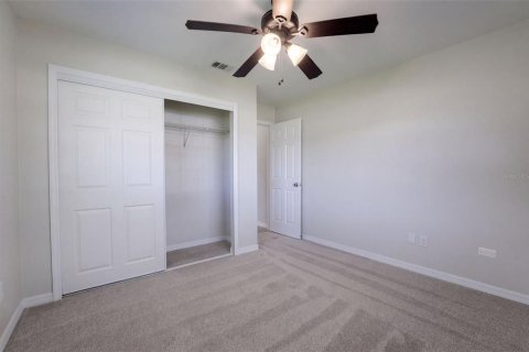 Villa ou maison à vendre à Deltona, Floride: 3 chambres, 132.01 m2 № 2420070 - photo 13