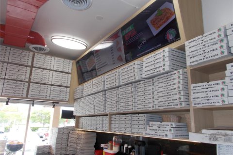 Propiedad comercial en venta en Pinecrest, Florida № 2019177 - foto 3