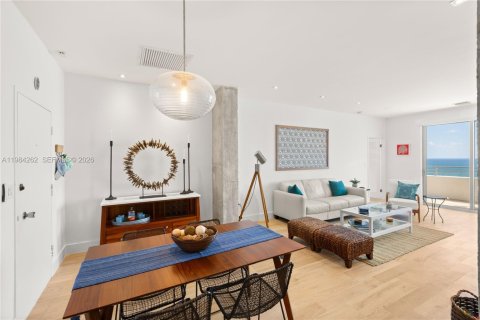 Condo in Miami Beach, Florida, 1 bedroom  № 2047515 - photo 7