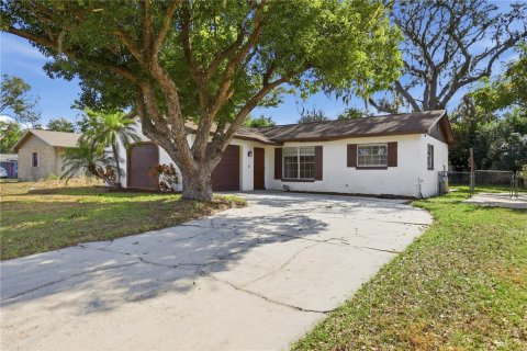 Villa ou maison à vendre à Orlando, Floride: 3 chambres, 107.21 m2 № 2143503 - photo 4