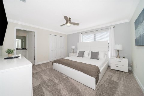 Touwnhouse à vendre à Kissimmee, Floride: 4 chambres, 177.81 m2 № 2402921 - photo 5