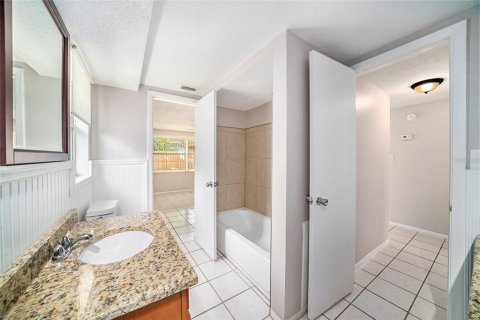 Casa en venta en Port Richey, Florida, 3 dormitorios, 133.97 m2 № 1903677 - foto 18