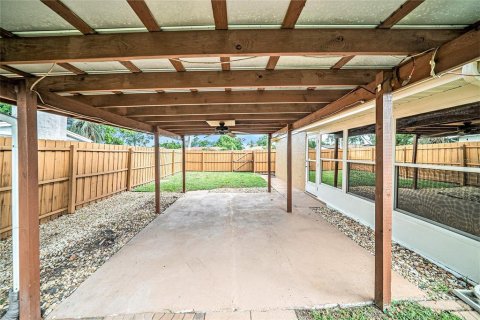 Casa en venta en Port Richey, Florida, 3 dormitorios, 133.97 m2 № 1903677 - foto 24
