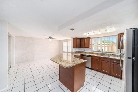 Casa en venta en Port Richey, Florida, 3 dormitorios, 133.97 m2 № 1903677 - foto 14